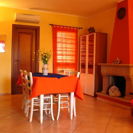 Holiday home Sa Dommo E Andria San Teodoro Casa
